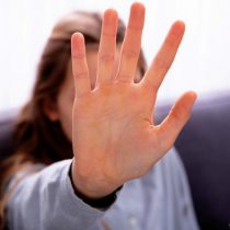 España: más de 14.000 detenciones por violencia machista durante cuarentena