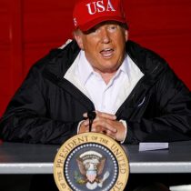 Trump insta a sus seguidores de Carolina del Norte a votar dos veces