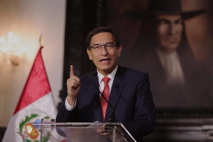 Congreso de Perú aprobó debatir destitución del presidente Vizcarra