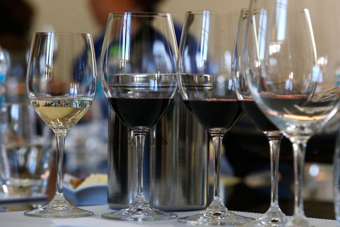 Dos viñas chilenas escogidas entre las 100 mejores por revista especializada norteamericana