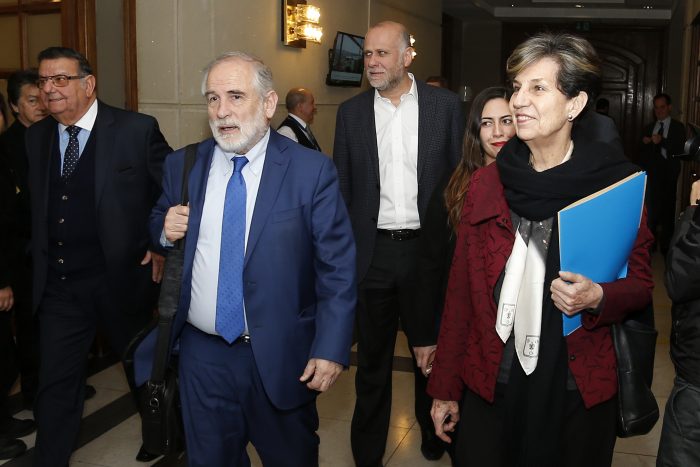 Senadores PS: “Es imperativo avanzar hacia la implementación de un seguro de salud universal” Senadores PS: