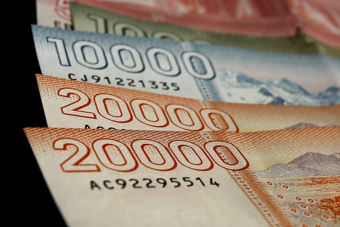 Hábitos de ahorro: un 67% de mujeres encuestadas califica con nota cuatro o inferior sus nociones de finanzas Hábitos de ahorro: un 67% de mujeres encuestadas califica con nota cuatro o inferior sus nociones de finanzas