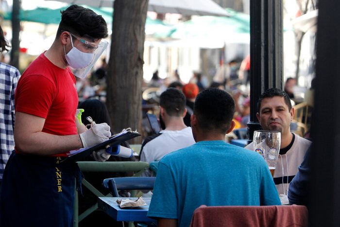 Más de 10 mil los puestos de trabajo se han recuperado con reapertura de restaurantes en comunas con fase 3 Más de 10 mil los puestos de trabajo se han recuperado con reapertura de restaurantes en comunas con fase 3