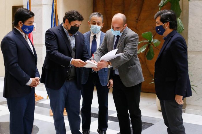 Diputados RN presentan proyecto de acuerdo para que víctimas o familiares sean escuchadas por jueces antes de otorgar libertad condicional Diputados RN presentan proyecto de acuerdo para que víctimas o familiares sean escuchadas por jueces antes de otorgar libertad condicional