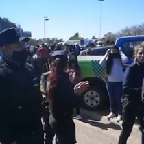 Uniformados manifestantes: policía bonaererense realizó protesta exigiendo aumento salarial