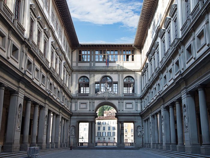 Recorrido virtual de Galería Uffizi con UNAB Recorrido virtual de Galería Uffizi con UNAB