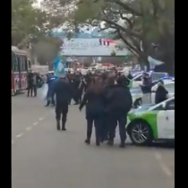 Amenazante protesta en Argentina: Policía Bonaerense rodea la residencia presidencial y ponen presión a Alberto Fernández