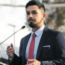 Concejal de 24 años se convierte en el alcalde (s) más joven del país tras ganar elecciones en Tierra Amarilla