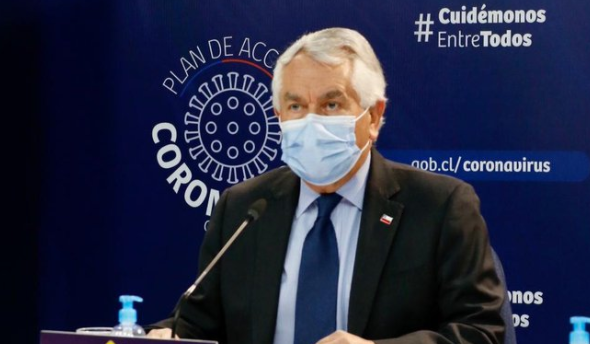 Ministro Paris defiende su gestión tras cuestionado plan “Fondéate en tu casa”: “No me avergüenzo, no me han doblado la mano” Ministro Paris defiende su gestión tras cuestionado plan