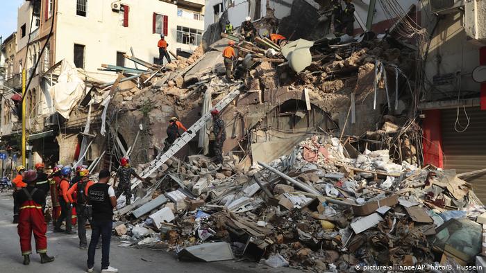Rescatistas chilenos descartan signos de vida en edificio derruido en Beirut Rescatistas chilenos descartan signos de vida en edificio derruido en Beirut