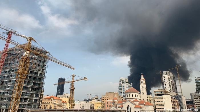 Gran incendio en el puerto de Beirut semanas después de la devastadora explosión