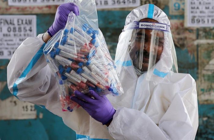 Nuevo récord de casos globales diarios, 378.000, y más de 8.500 muertes Nuevo récord de casos globales diarios, 378.000, y más de 8.500 muertes