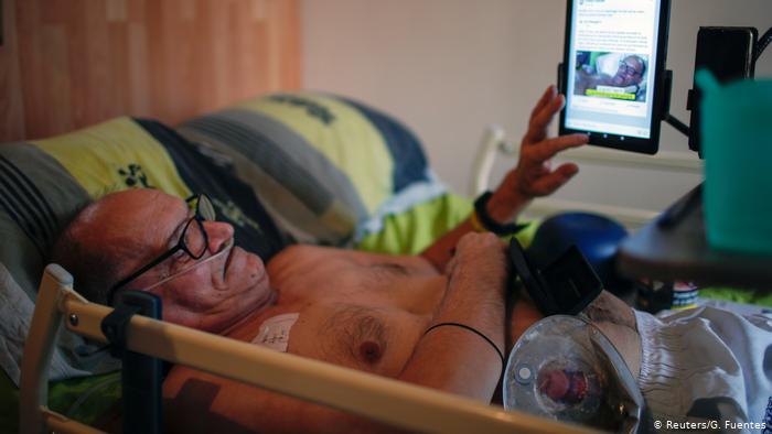 Facebook bloquea el video del francés que transmite en directo su muerte Facebook bloquea el video del francés que transmite en directo su muerte