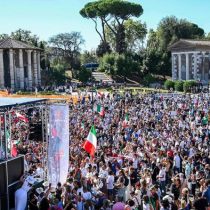 Los antimascarillas y antivacunas protestan en Roma