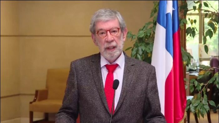 Diputado Schilling en picada contra director del SII: “Si sumario concluye que fue engañado, debe irse porque no tiene control de la institución a cargo” Diputado Schilling en picada contra director del SII: