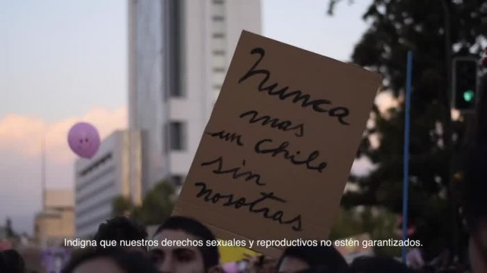 Constitución y género: análisis desde una perspectiva feminista Constitución y género: análisis desde una perspectiva feminista