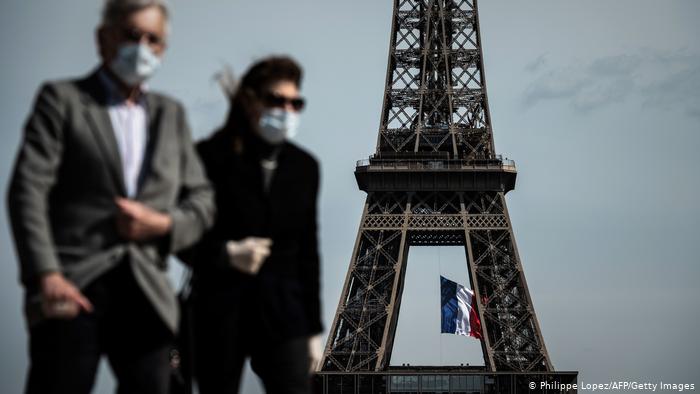 Francia registra récord de nuevos casos de coronavirus y extiende toque de queda Francia registra récord de nuevos casos de coronavirus y extiende toque de queda