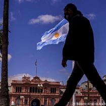 Argentina supera la barrera del millón de contagios por coronavirus pese a sus siete meses de restricciones