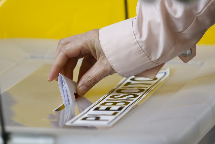 Movimiento Unir impulsa lista única de la oposición en elección de constituyentes asegurando un 70% de cupos para independientes Movimiento Unir impulsa lista única de la oposición en elección de constituyentes asegurando un 70% de cupos para independientes