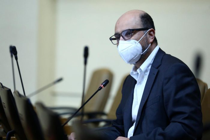 «No pueden esperar más tiempo»: Diputado Ilabaca valora respaldo UDI y RN a proyecto que busca retiro de fondos para enfermos terminales