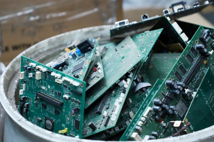 Inicia campaña para que empresas donen computadores en desuso y disminuya la “chatarra electrónica” Inicia campaña para que empresas donen computadores en desuso y disminuya la “chatarra electrónica”