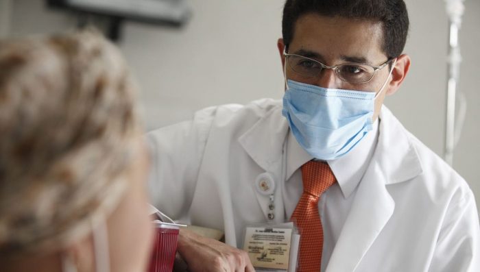 Reestructurar modelos educacionales, fortalecer el uso de tecnología y restringir productos nocivos: el camino para lograr un sistema de salud preventivo Reestructurar modelos educacionales, fortalecer el uso de tecnología y restringir productos nocivos: el camino para lograr un sistema de salud preventivo