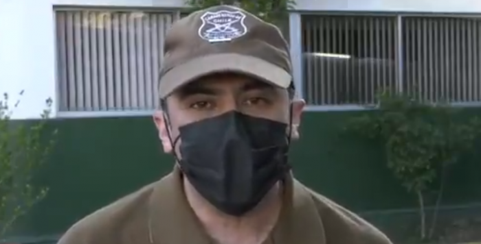 Teniente coronel de Carabineros que fue sorprendido afuera de la casa de la fiscal Chong niega haber querido amedrentarla Teniente coronel de Carabineros que fue sorprendido afuera de la casa de la fiscal Chong niega haber querido amedrentarla
