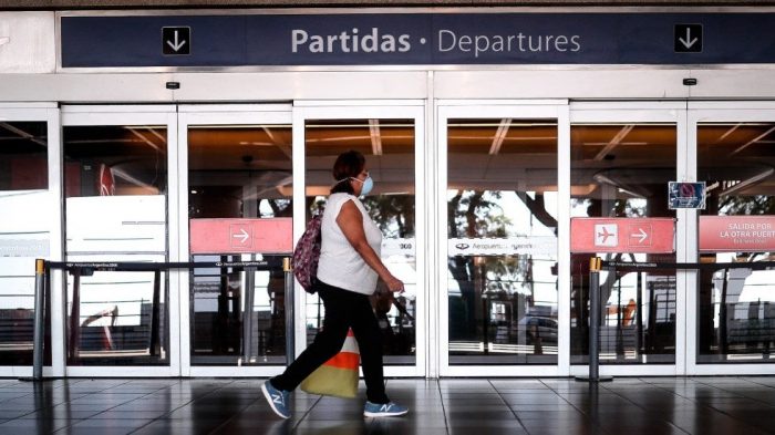 Argentina abrirá fronteras aéreas y marítimas a países vecinos para turismo Argentina abrirá fronteras aéreas y marítimas a países vecinos para turismo