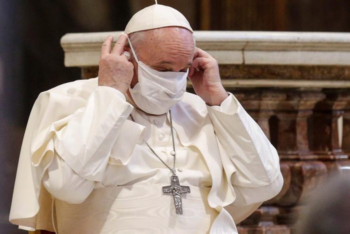 Papa Francisco se juega por unión civil: “Los homosexuales tienen derecho a estar en una familia”