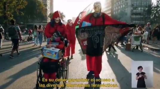 Franja electoral: comando “Chile Digno” mostró la historia de Javier, el niño que lucha por un uso regulado del cannabis medicinal Franja electoral: comando “Chile Digno” mostró la historia de Javier, el niño que lucha por un uso regulado del cannabis medicinal