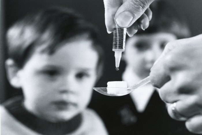 Día mundial contra la Polio: pasando del tratamiento oral a la inyectable se espera erradicar definitivamente la enfermedad Día mundial contra la Polio: pasando del tratamiento oral a la inyectable se espera erradicar definitivamente la enfermedad