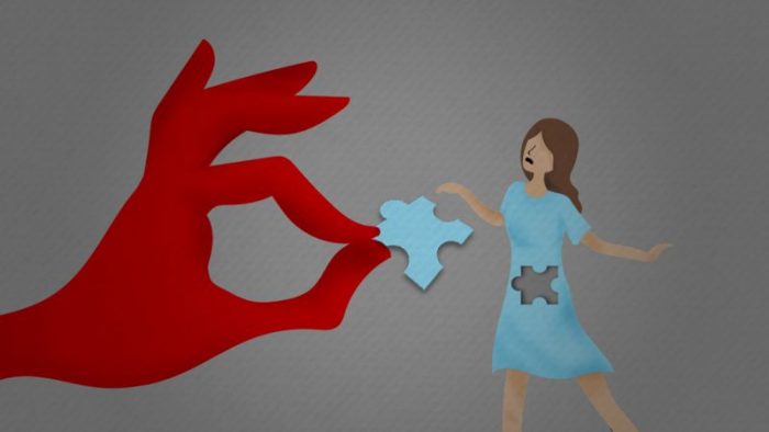 «Personas como tú no deben tener hijos»: la denuncia de una mujer con VIH que acusa al Estado chileno de esterilizarla sin su consentimiento «Personas como tú no deben tener hijos»: la denuncia de una mujer con VIH que acusa al Estado chileno de esterilizarla sin su consentimiento