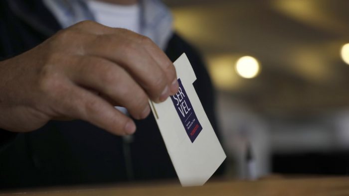 Se abren las mesas y comienzan las primarias para gobernadores regionales y alcaldes Se abren las mesas y comienzan las primarias para gobernadores regionales y alcaldes