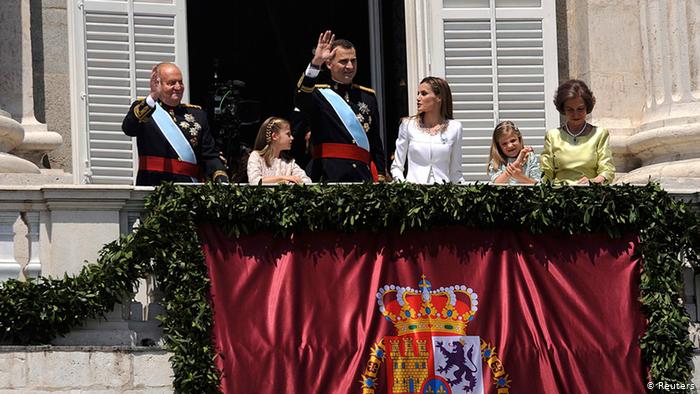Diario español revela que Juan Carlos I ocultó en Suiza millones de euros provenientes de comisiones ilegales