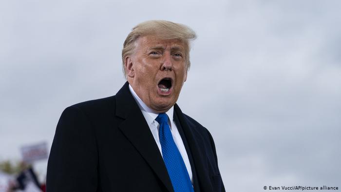 Trump quiere crear un canal de televisión digital para luchar contra sus examigos de Fox News Trump quiere crear un canal de televisión digital para luchar contra sus examigos de Fox News