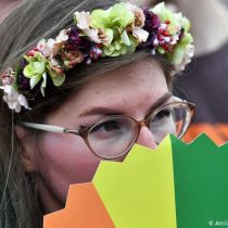 Hungría quiere prohibir la adopción a parejas homosexuales