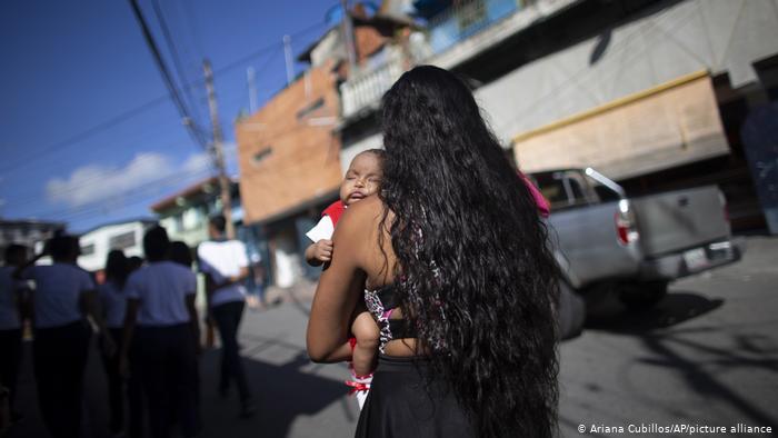ONU: “El embarazo adolescente es una fábrica de pobres en América Latina” ONU: “El embarazo adolescente es una fábrica de pobres en América Latina”