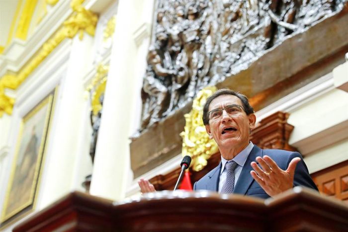 Congreso peruano destituye al presidente Martín Vizcarra Congreso peruano destituye al presidente Martín Vizcarra