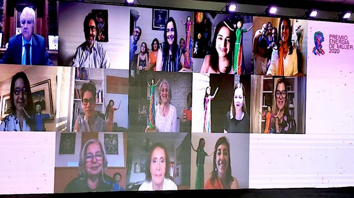 Distinguen a 11 mujeres que destacan por su contribución al desarrollo del país Distinguen a 11 mujeres que destacan por su contribución al desarrollo del país