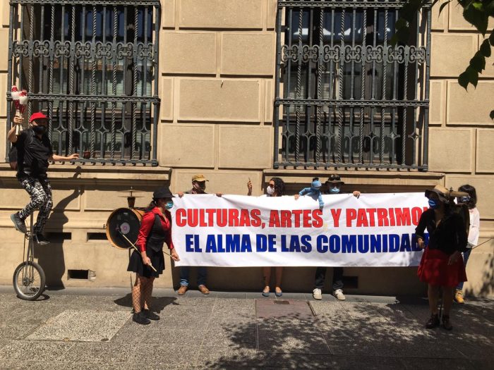 Organizaciones de la cultura entregan a Briones carta con indicaciones para Presupuesto 2021 Organizaciones de la cultura entregan a Briones carta con indicaciones para Presupuesto 2021