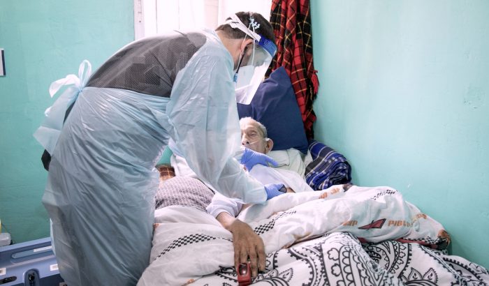 Implementan programa de hospitalización domiciliaria geriátrica Implementan programa de hospitalización domiciliaria geriátrica