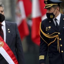 Perú: Francisco Sagasti cambia a jefe policial por represión a marchas