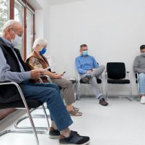 Covid-19: ¿Cómo evitar los contagios en una habitación cerrada?