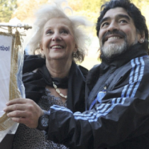 Papa Francisco y las Abuelas de Plaza de Mayo despiden a Diego Maradona: 