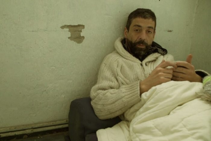 Director de documental sobre confinamiento: «La distancia social en Chile había existido siempre y el COVID solo trajo la distancia física» Director de documental sobre confinamiento: «La distancia social en Chile había existido siempre y el COVID solo trajo la distancia física»
