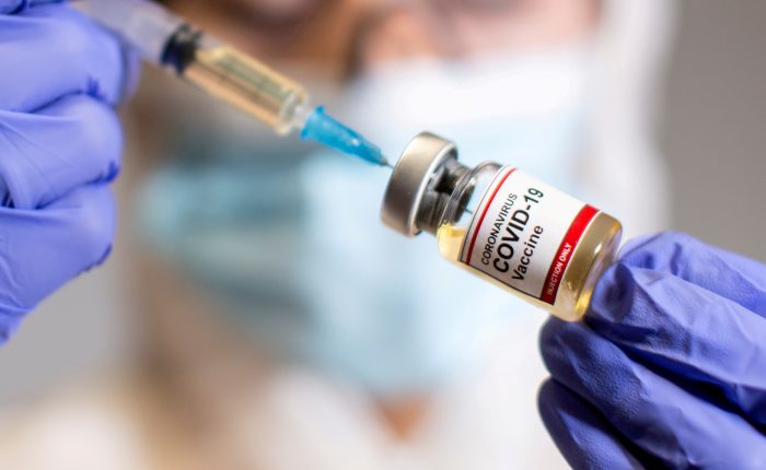 Covid-19: vacunación continúa hoy en regiones del Biobío, La Araucanía y Magallanes