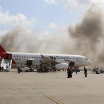 Al menos 10 muertos: fuertes explosiones reciben al nuevo presidente en Yemen