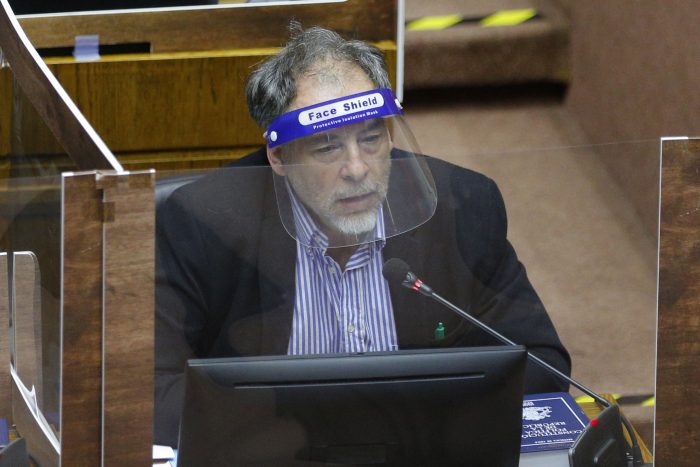 Senador Girardi pide no relajar medidas sanitarias ante llegada de vacuna contra el covid-19 Senador Girardi pide no relajar medidas sanitarias ante llegada de vacuna contra el covid-19