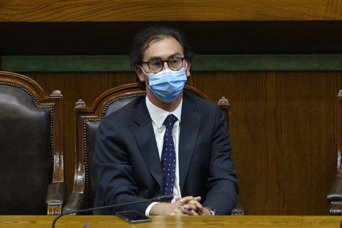 Ministro Figueroa llama a colegios a aprovechar las vacaciones para preparar el retorno a clases presenciales Ministro Figueroa llama a colegios a aprovechar las vacaciones para preparar el retorno a clases presenciales