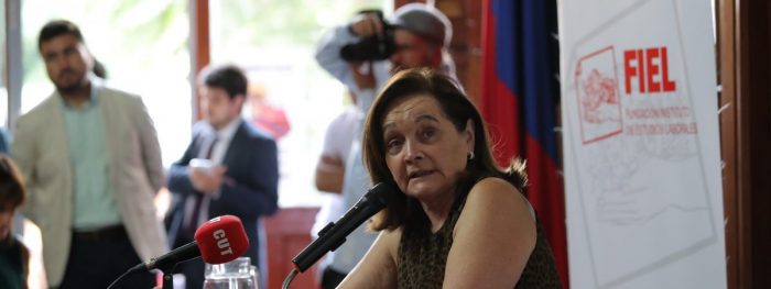Barómetro del Trabajo: Casi la mitad de los chilenos se ha sentido discriminado en el trabajo y la principal razón es ser mujer Barómetro del Trabajo: Casi la mitad de los chilenos se ha sentido discriminado en el trabajo y la principal razón es ser mujer